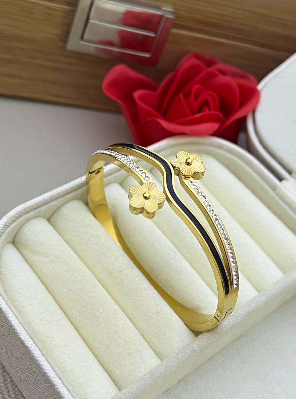 Bracelet jonc double fleurs dorées_Darb Shop