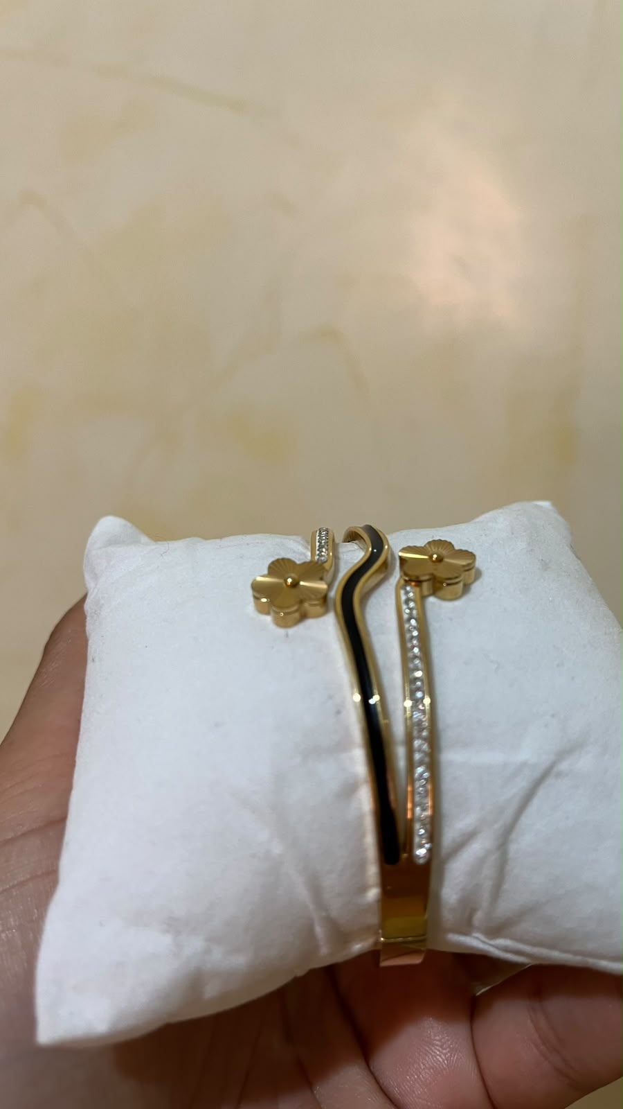 Bracelet jonc double fleurs dorées_Darb Shop