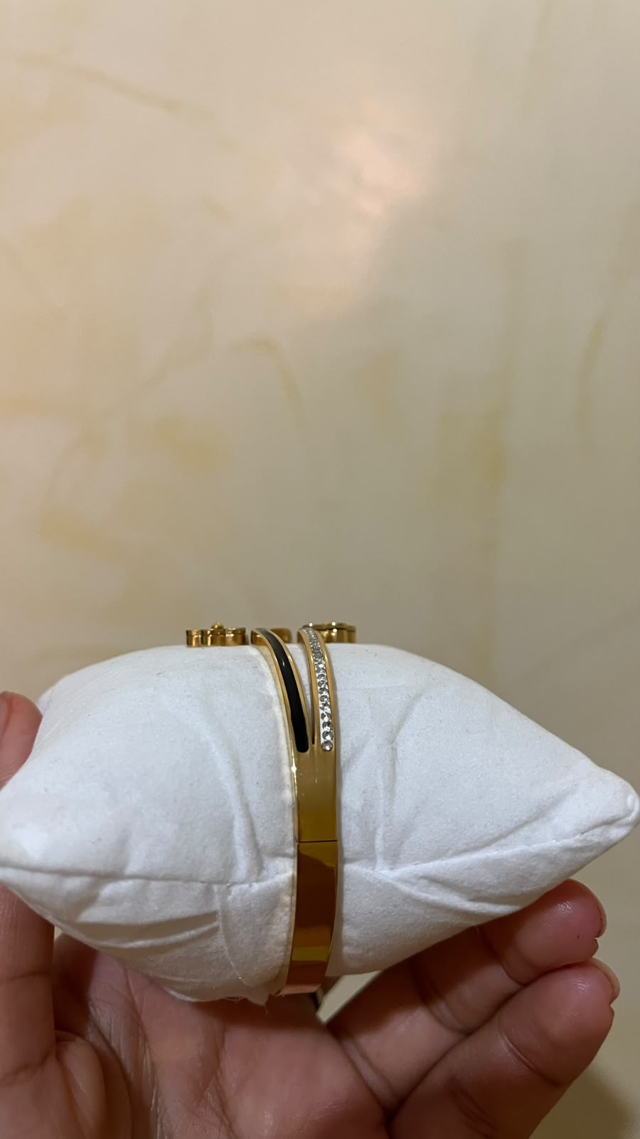 Bracelet jonc double fleurs dorées_Darb Shop